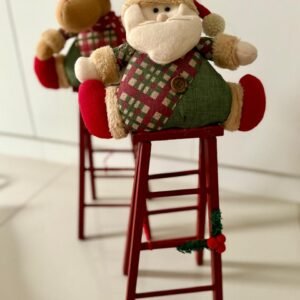 Duo de Escadinha com Papai Noel e Rena