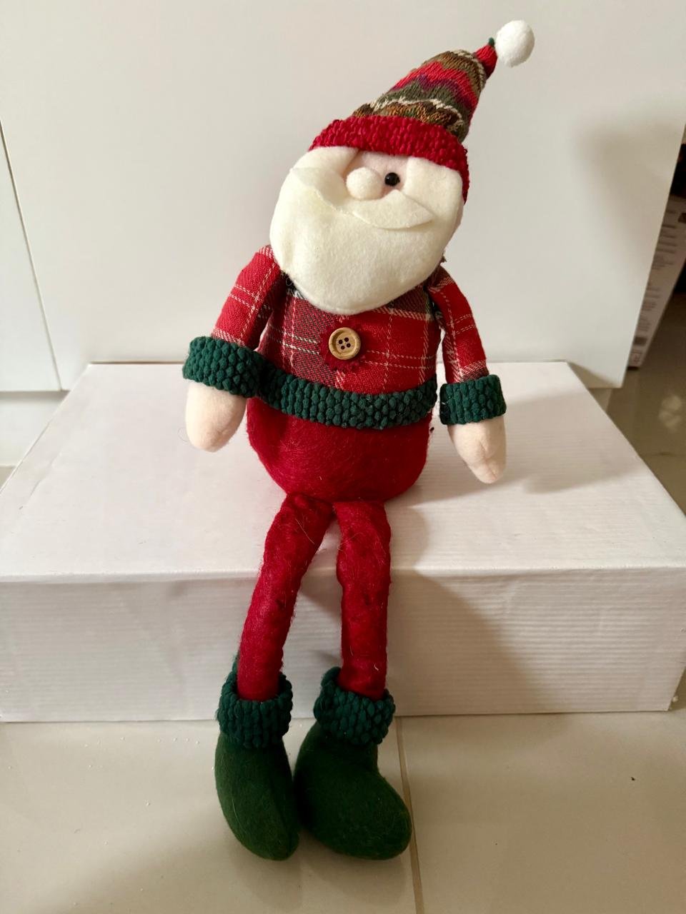 Papai Noel de Tecido Pernas Flexíveis - Imagem 3